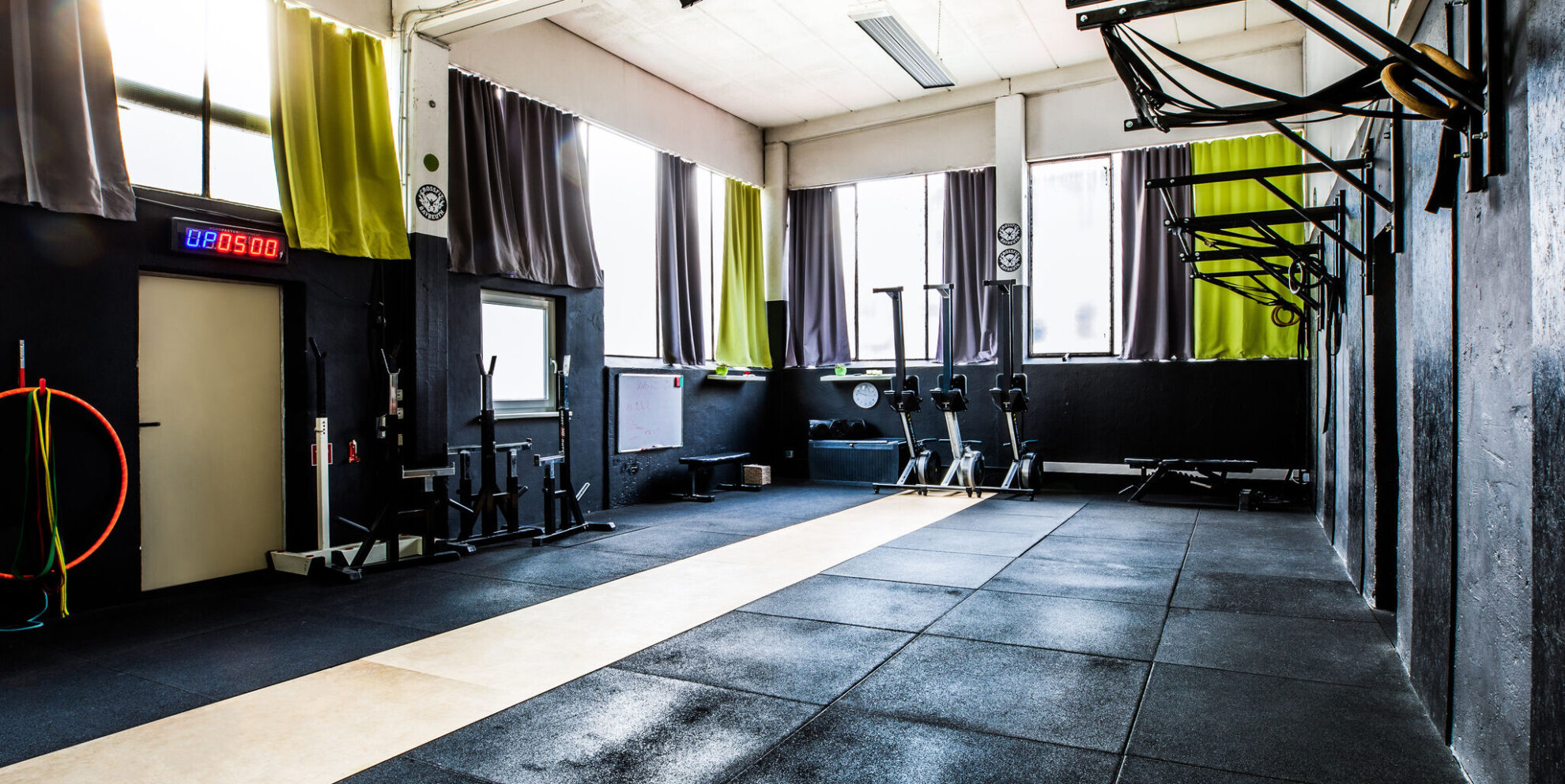 CrossFit Bayreuth - Trainingsraum Yoga, Mobility, Stability, Akrobatik, Workout, HIIT